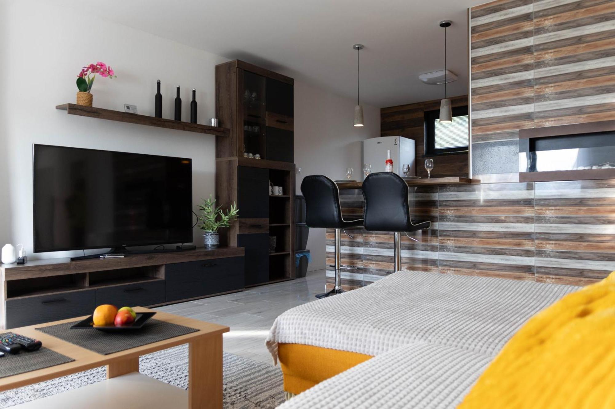 Apartman Navrchu Brezno Ngoại thất bức ảnh